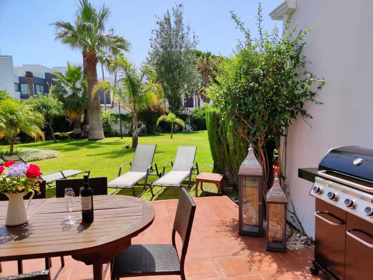 Spacious Beachfront Town House In Estepona With Fully Equipped Kitchen, Pools, Garden, Sea View